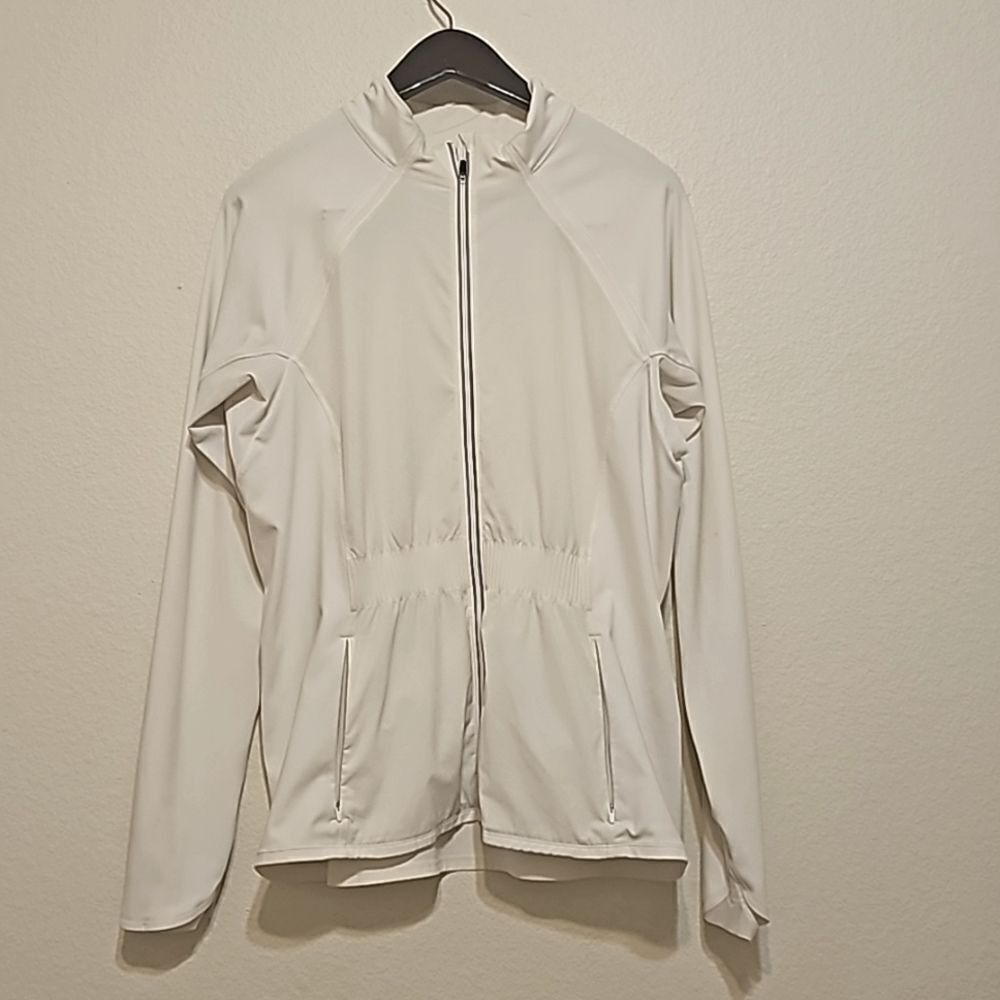 ATHLETA TRACK JACKET SIZE LARGE.